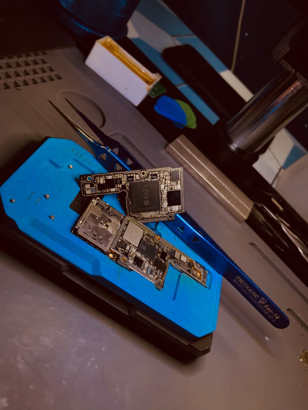 Placas base con chip Apple A12